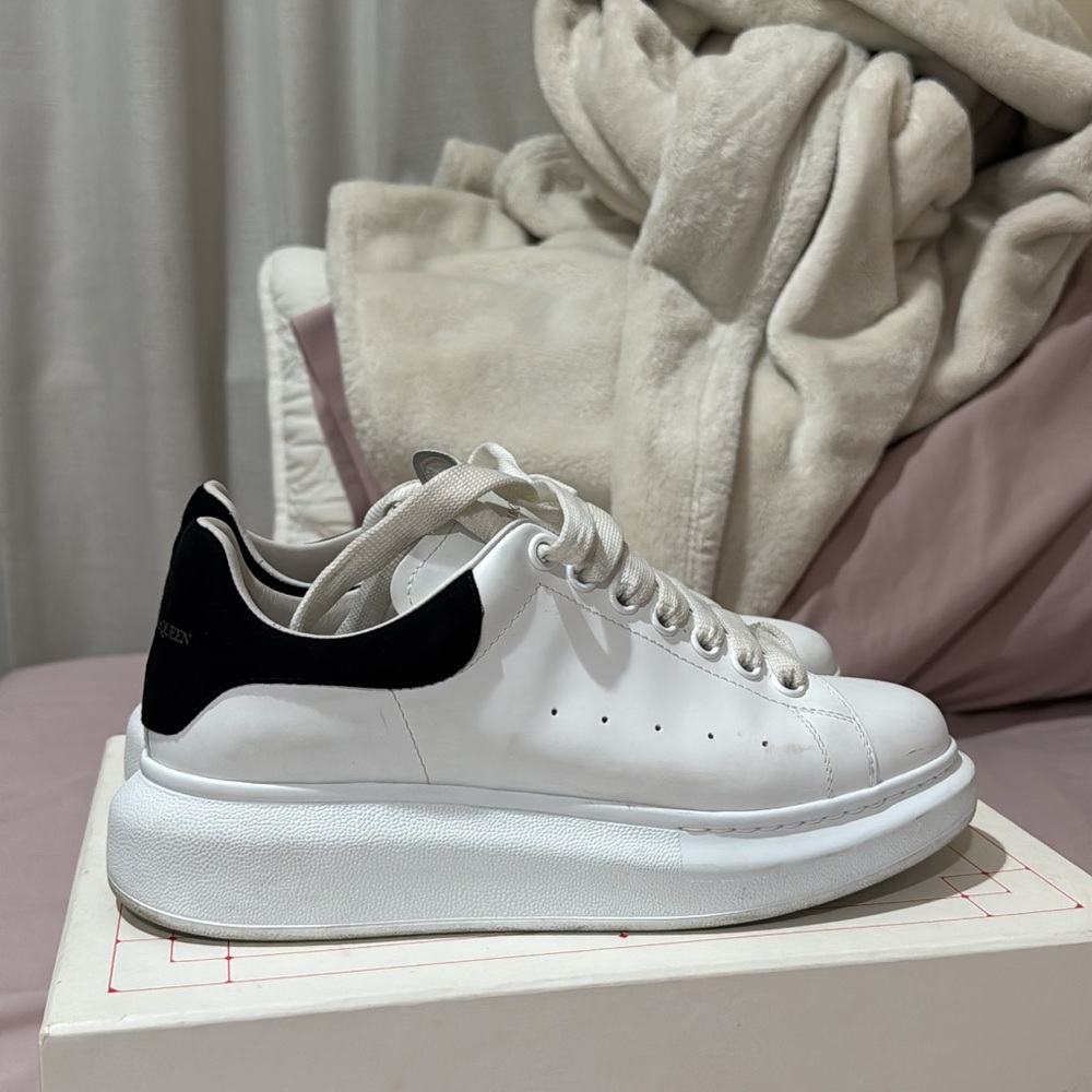 Alexander McQueen White and Black Sneakers